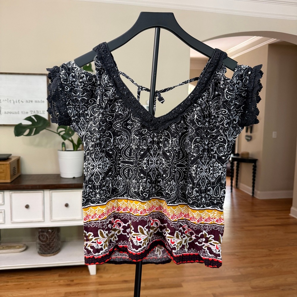 LA Hearts PacSun Cold Shoulder Boho Paisley Crochet Lace Blouse Black Multi S